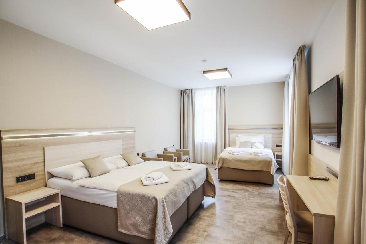 Hotel Mariel Znojmo Exteriör bild